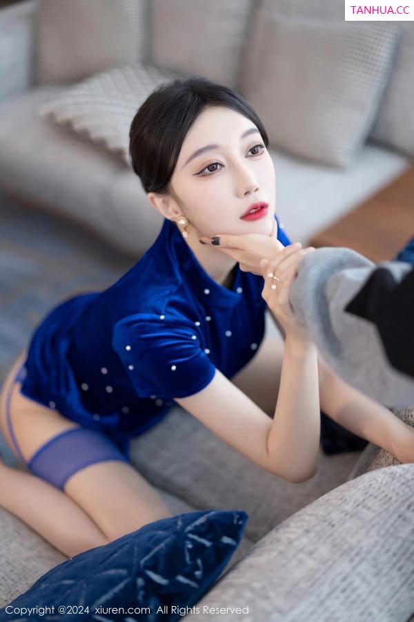 玥儿玥  [XiuRen]高清写真图 2024.03.27 No.8298 玥儿玥 美腿清纯第35张图片